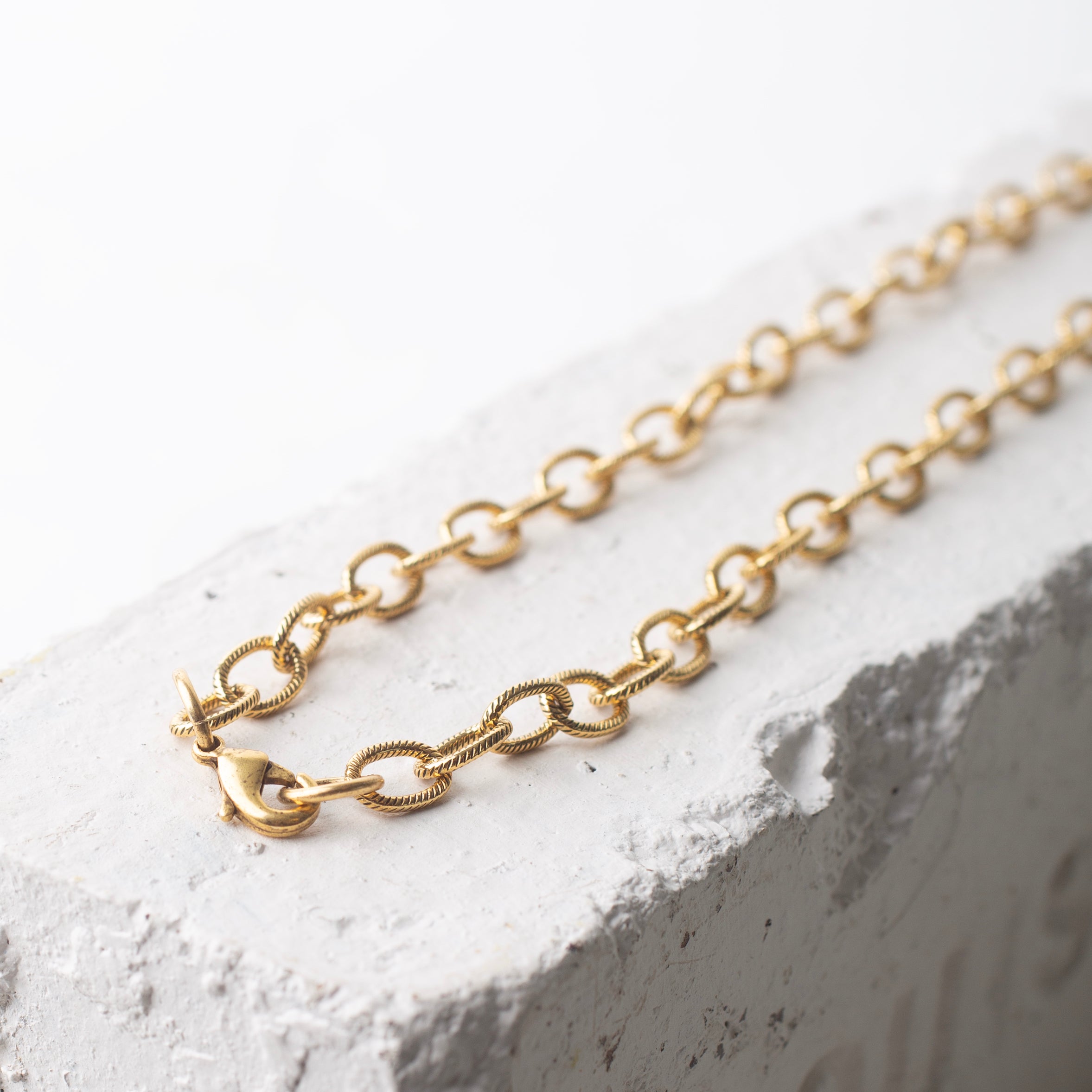 Chunky Textured Necklace Chain Prepack